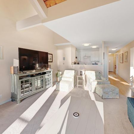 Embarcadero Bay View Apartment นิวพอร์ต ภายนอก รูปภาพ